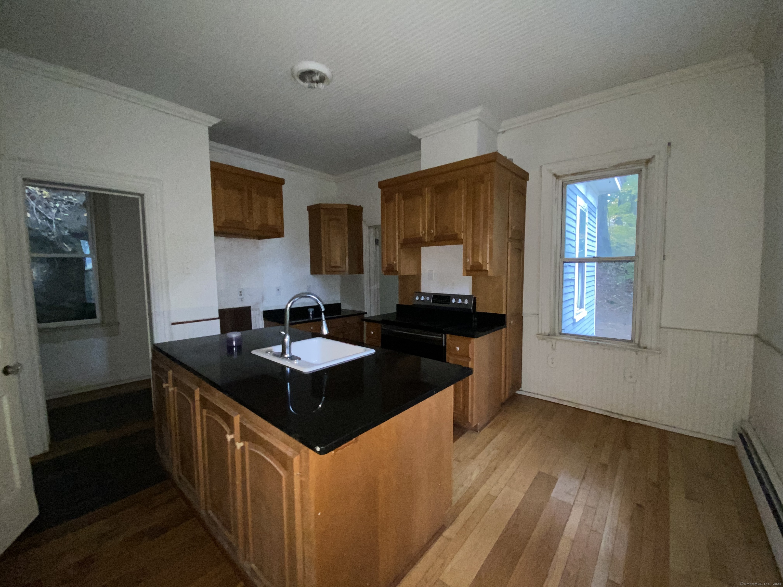 60 Laurel Hill Avenue, Norwich, Connecticut image 16
