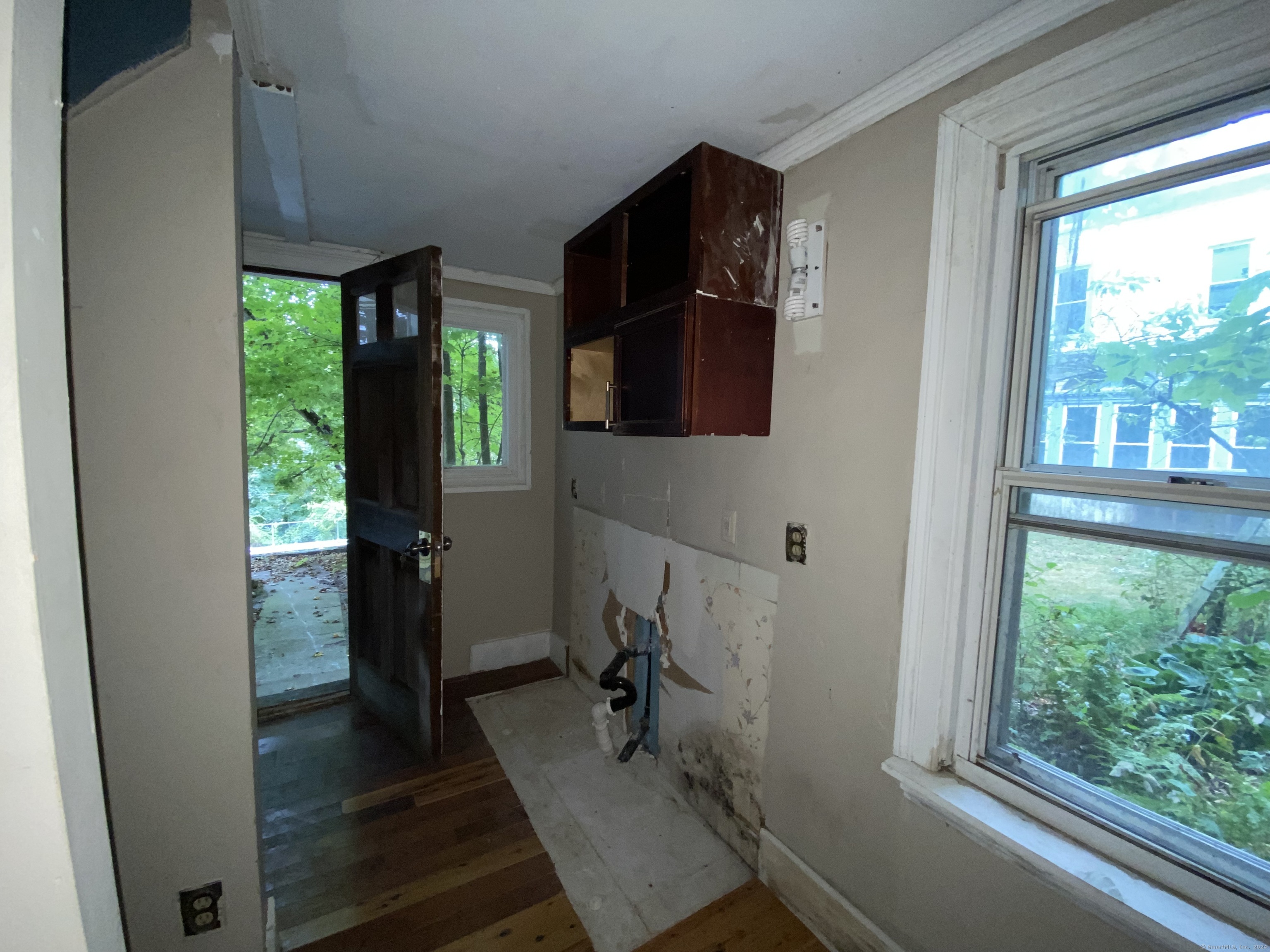 60 Laurel Hill Avenue, Norwich, Connecticut image 37