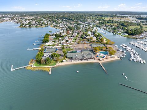 Tiny photo for 9 Sylvester Court, Norwalk, CT 06855 (MLS # 24156368)