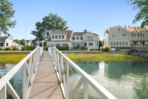 Tiny photo for 9 Sylvester Court, Norwalk, CT 06855 (MLS # 24156368)