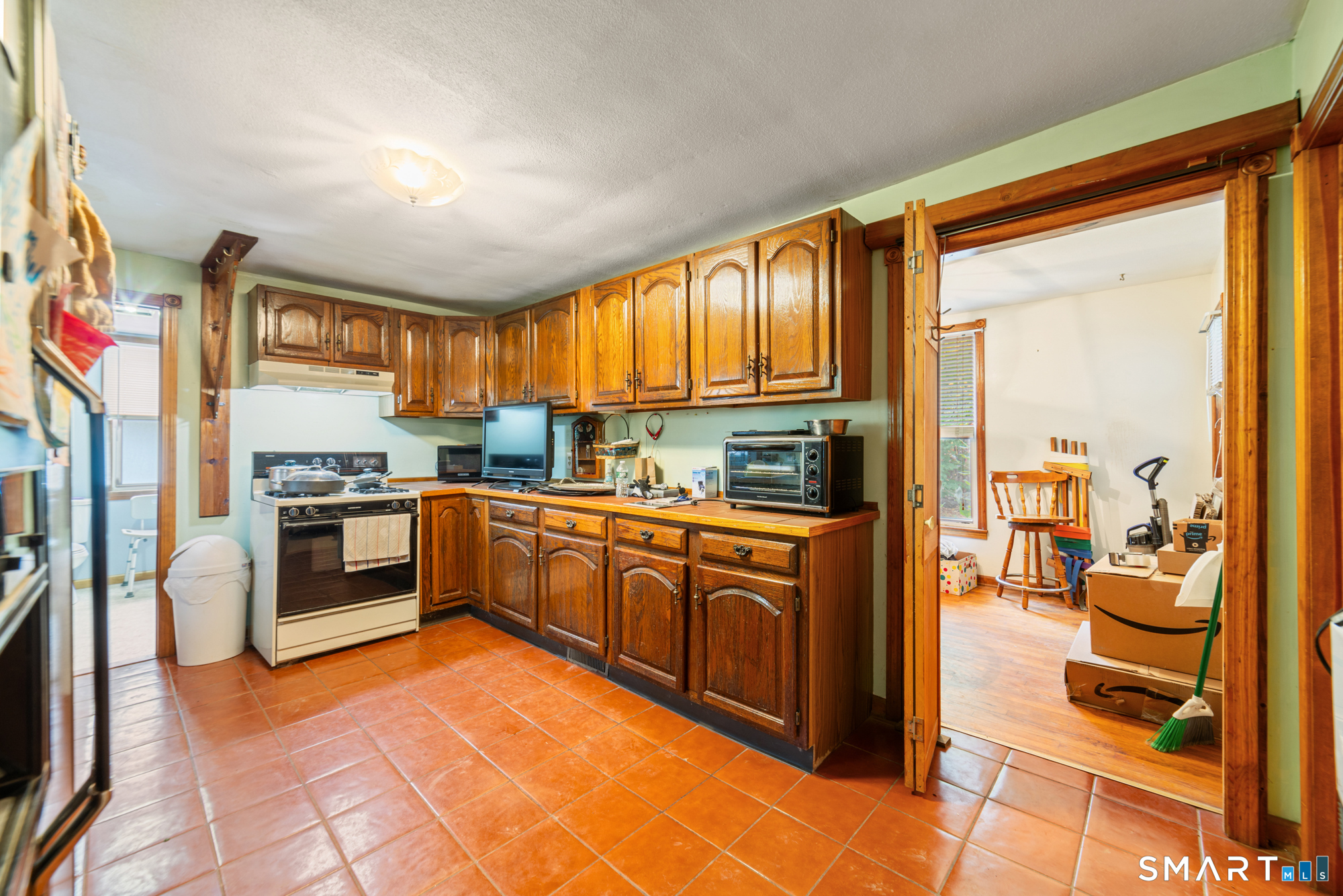 87 Woodruff Avenue