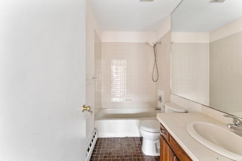 Tiny photo for 1 Fairfield Avenue #C4, Danbury, CT 06810 (MLS # 24131040)