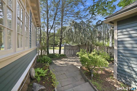 Tiny photo for 505 Edgewood Avenue, New Haven, CT 06511 (MLS # 24200117)