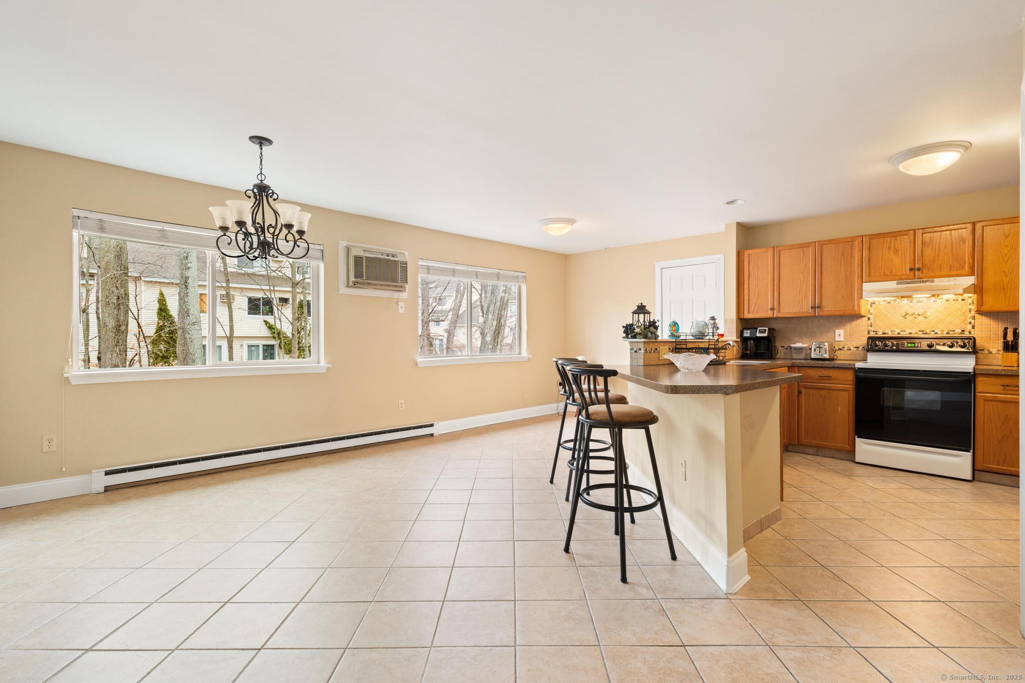 8 Rose Lane #APT 20-4, Danbury, Connecticut image 5