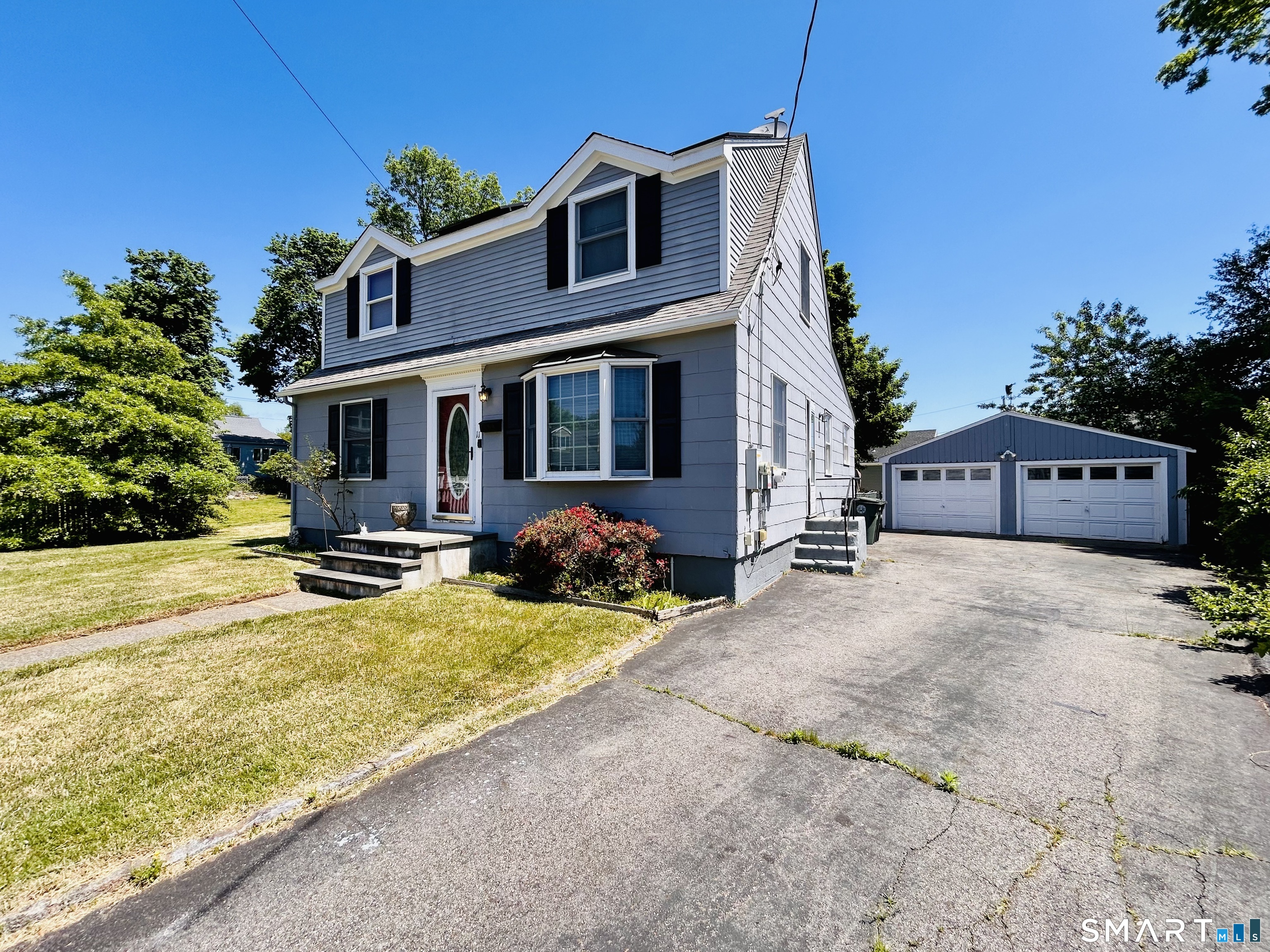 11 Wayland Court