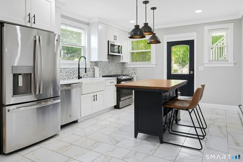 Photo of 137 Rock Spring Road #1, Stamford, CT 06906 (MLS # 24151966)