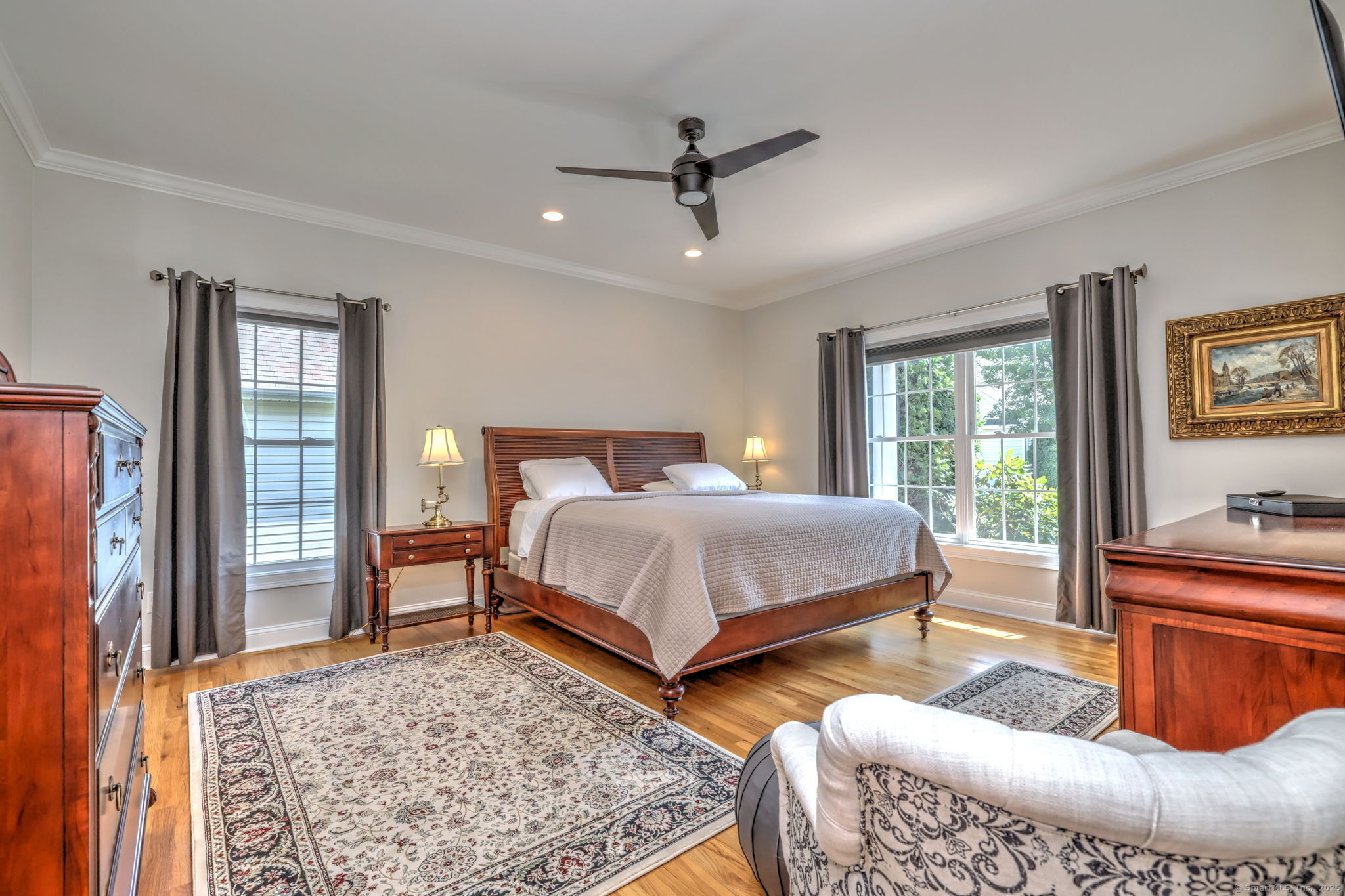 Milford, Connecticut 06461, United States, 2 Bedrooms Bedrooms, ,3 BathroomsBathrooms,Residential,Pending,191857