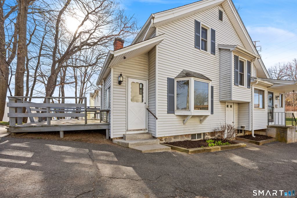 Photo of 88 Cynthia Street, Waterbury, CT 06708 (MLS # 24167305)