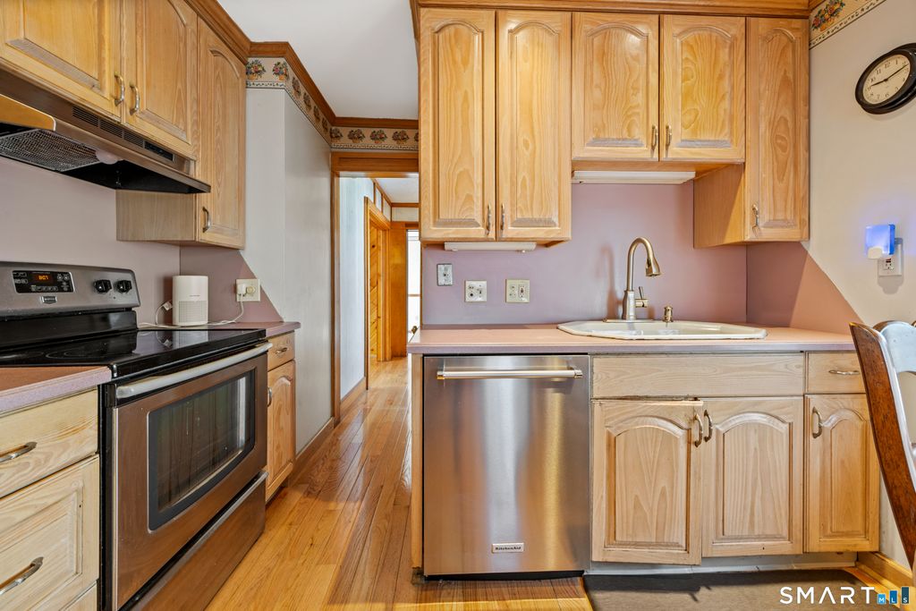 Photo of 88 Cynthia Street, Waterbury, CT 06708 (MLS # 24167305)