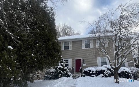 Photo of 12 Woodedge Avenue, Waterbury, CT 06706 (MLS # 24150319)