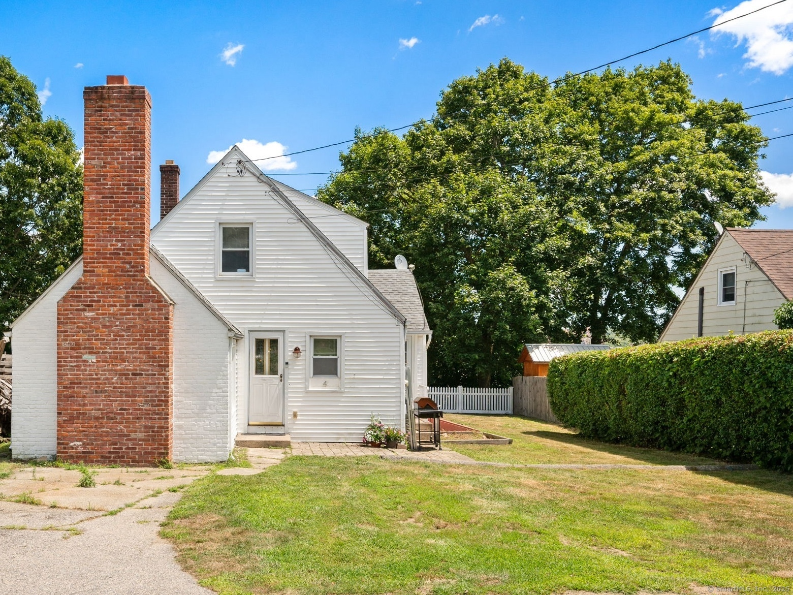 4 Riverview Place
