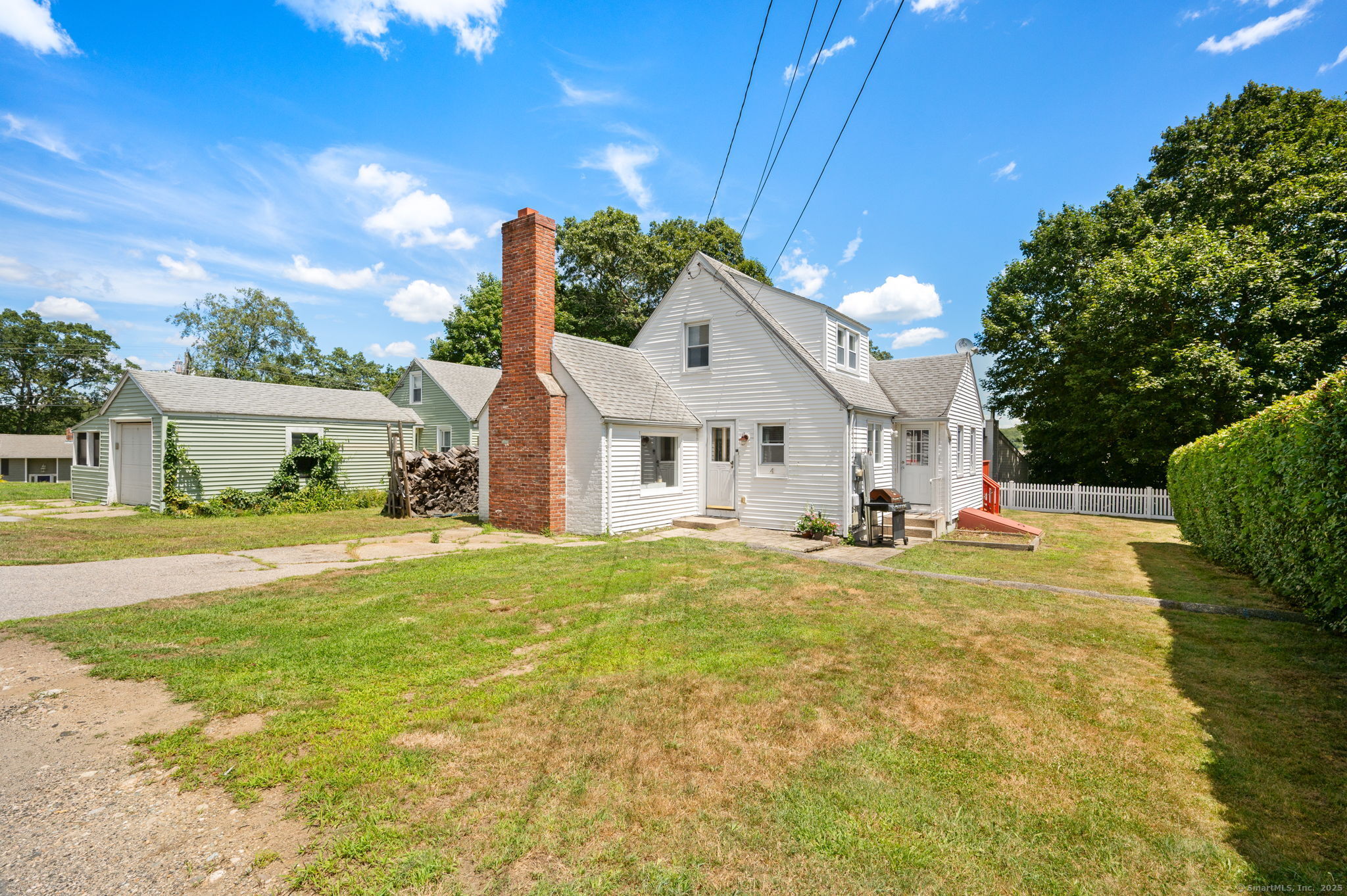 4 Riverview Place