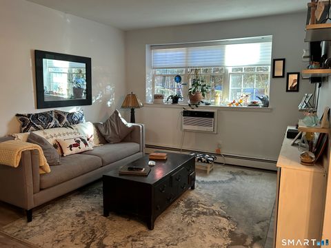 Tiny photo for 1070 New Haven Avenue #APT 47, Milford, CT 06460 (MLS # 24149263)