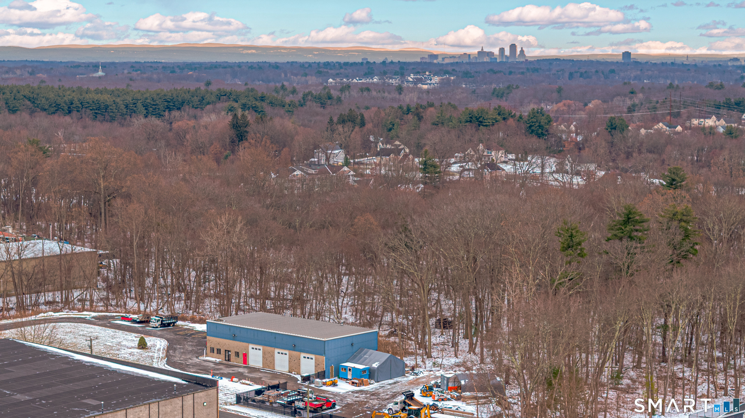 79 West Dudley Town Road