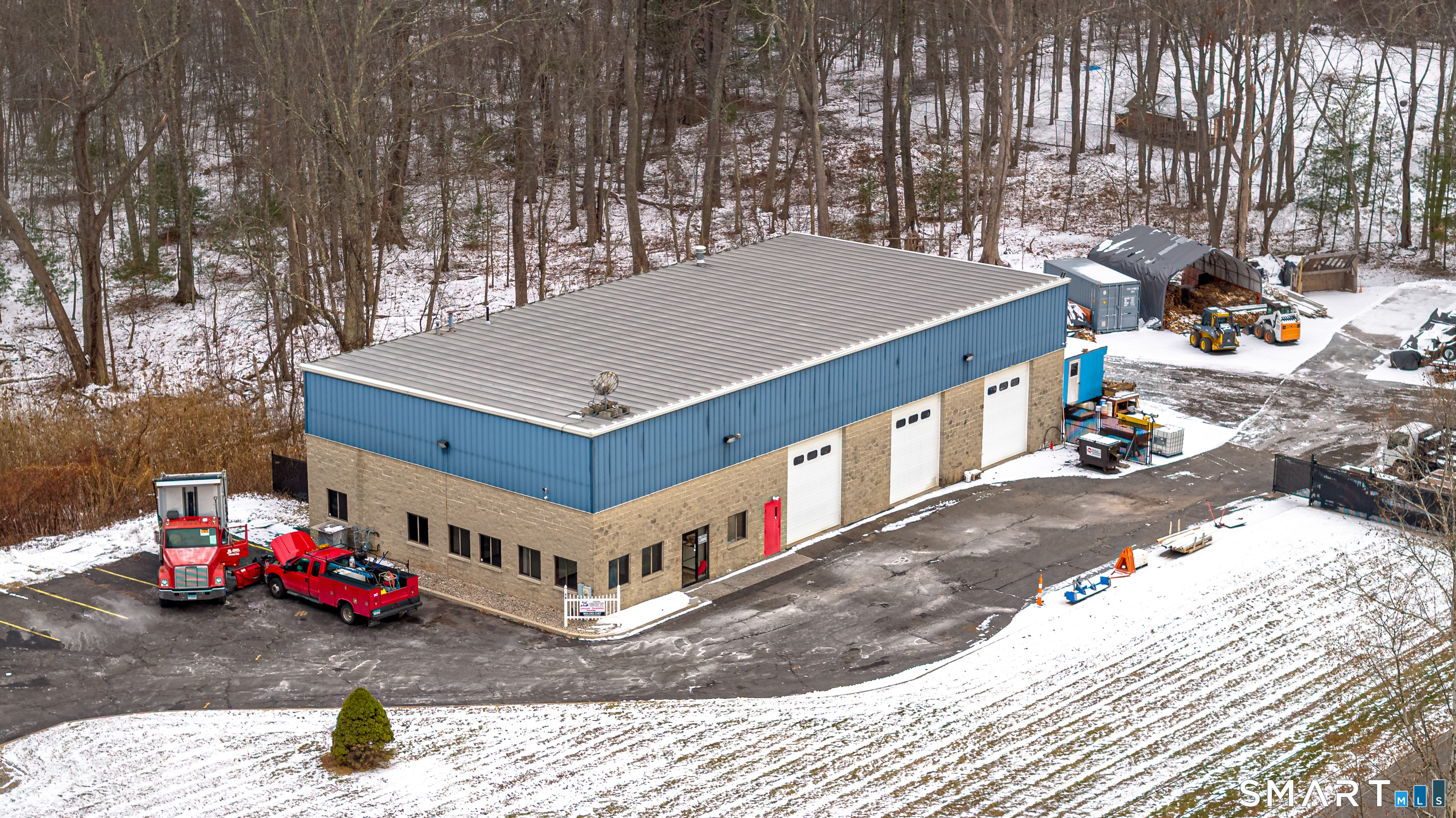 79 West Dudley Town Road