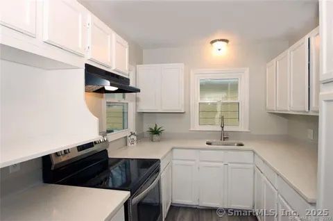 194 Homeside Avenue