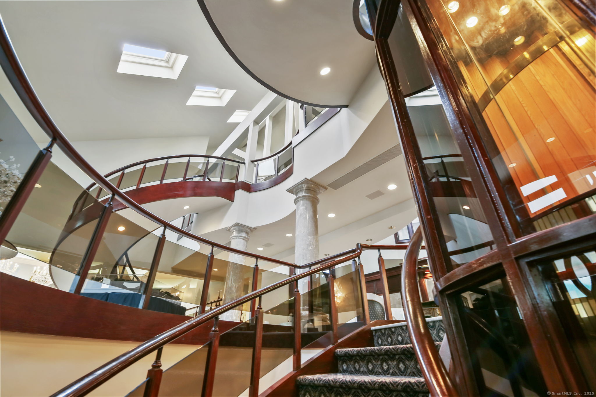 Farmington, Connecticut 06032, United States, 21 Bedrooms Bedrooms, ,33 BathroomsBathrooms,Residential,Active,199785