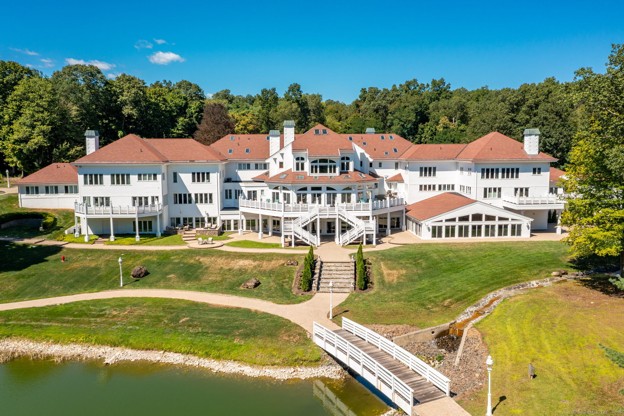 Farmington, Connecticut 06032, United States, 21 Bedrooms Bedrooms, ,33 BathroomsBathrooms,Residential,Active,199785