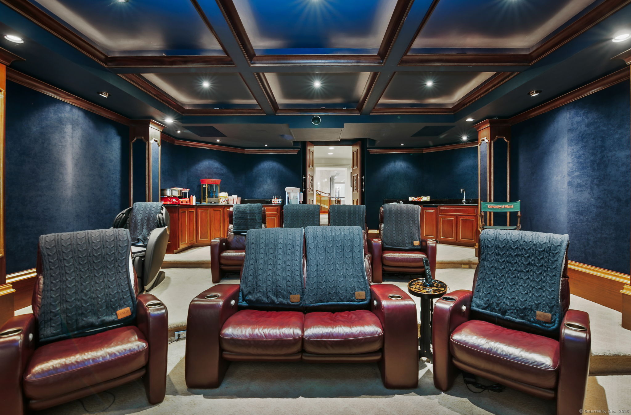 Farmington, Connecticut 06032, United States, 21 Bedrooms Bedrooms, ,33 BathroomsBathrooms,Residential,Active,199785