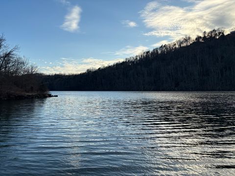 5 Lillinonah Lake Road South Bridgewater CT 06752