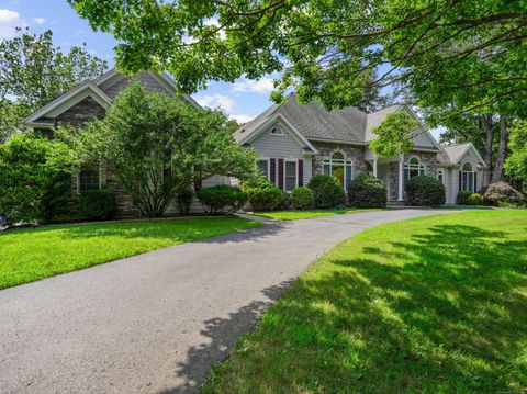 20 Country Court Woodbridge CT 06525