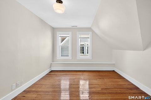 Tiny photo for 339 Willow Street #3, New Haven, CT 06511 (MLS # 24163441)