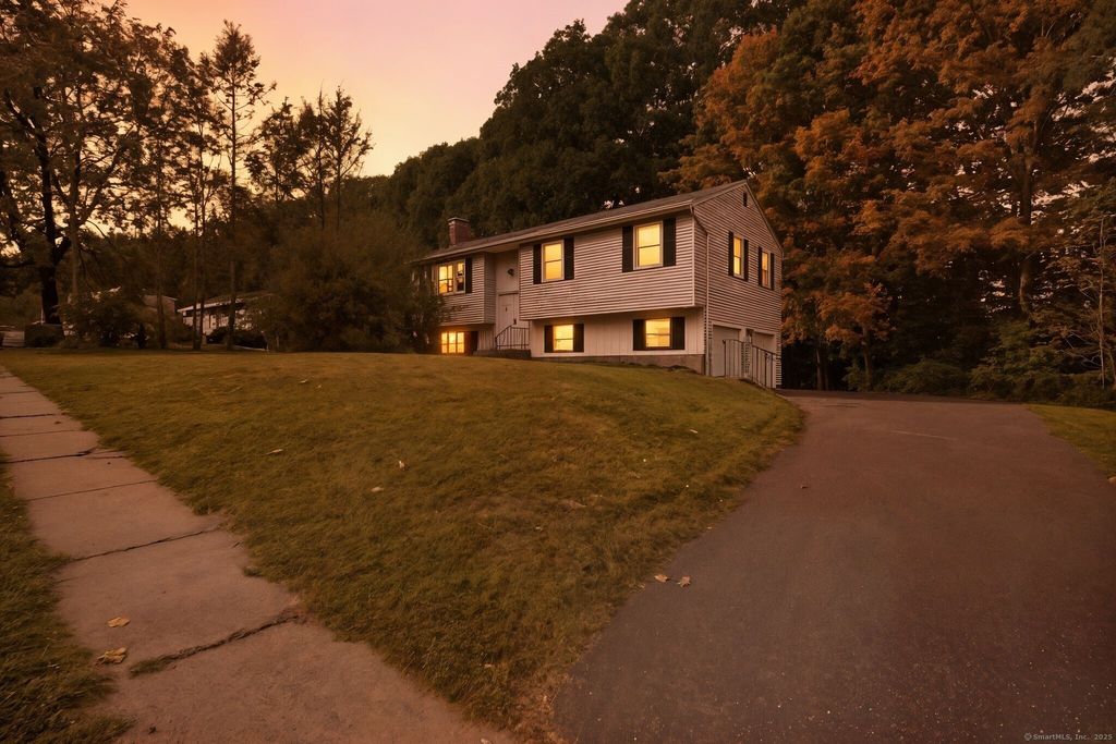 Photo of 245 Cavan Lane, Glastonbury, CT 06033 (MLS # 24131161)