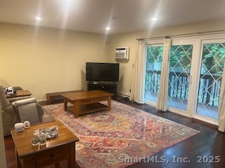 54 Hope Street F