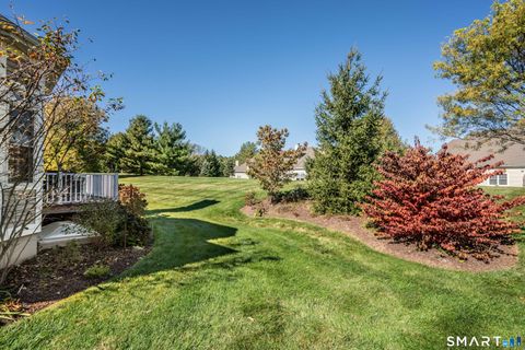 Tiny photo for 6 Spy Glass Circle #6, Bloomfield, CT 06002 (MLS # 24153290)