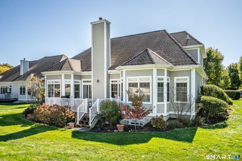 Tiny photo for 6 Spy Glass Circle #6, Bloomfield, CT 06002 (MLS # 24153290)