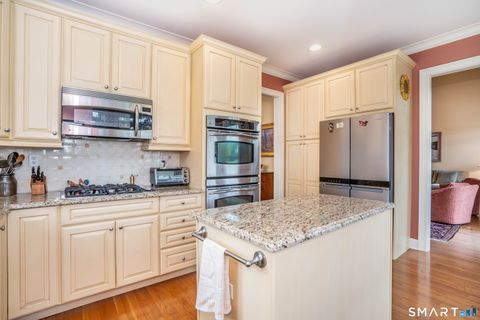 Tiny photo for 6 Spy Glass Circle #6, Bloomfield, CT 06002 (MLS # 24153290)