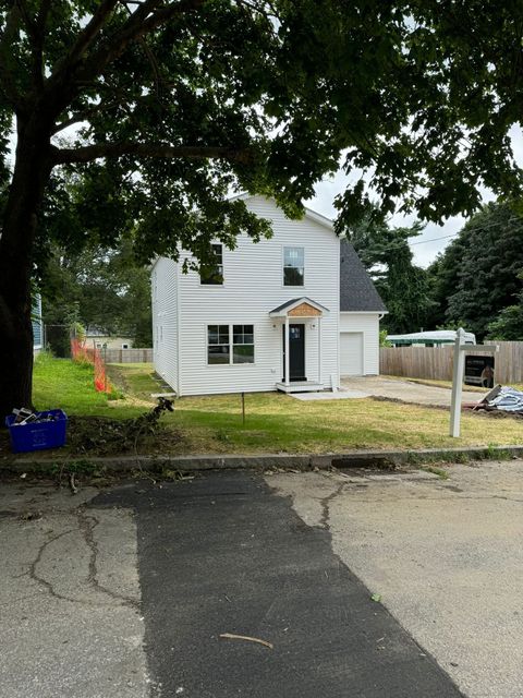 A home in New London