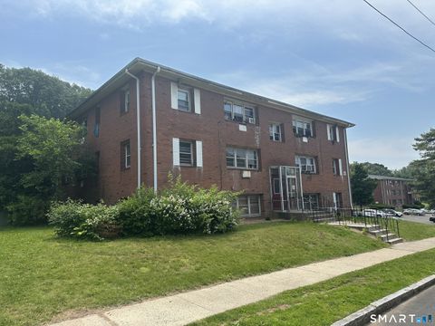 Photo of 60 Donna Drive #C7, New Haven, CT 06513 (MLS # 24157272)