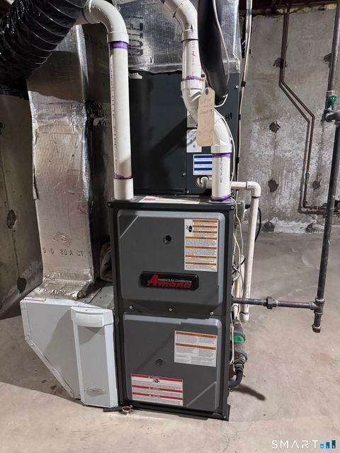 Tiny photo for 10 Dibble Hollow Lane #10, Windsor Locks, CT 06096 (MLS # 24164420)