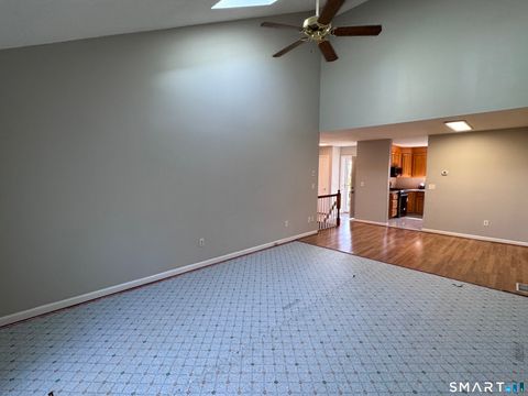 Tiny photo for 10 Dibble Hollow Lane #10, Windsor Locks, CT 06096 (MLS # 24164420)