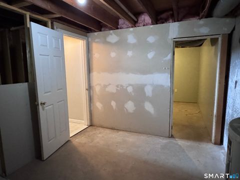 Tiny photo for 10 Dibble Hollow Lane #10, Windsor Locks, CT 06096 (MLS # 24164420)