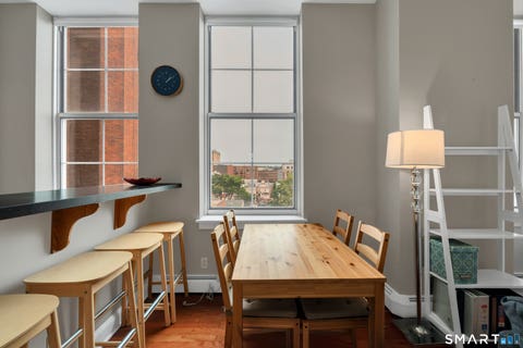 Photo of 124 Court Street #401, New Haven, CT 06511 (MLS # 24191842)