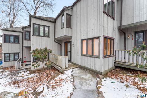 5 Talcott Ridge Road F Farmington CT 06032