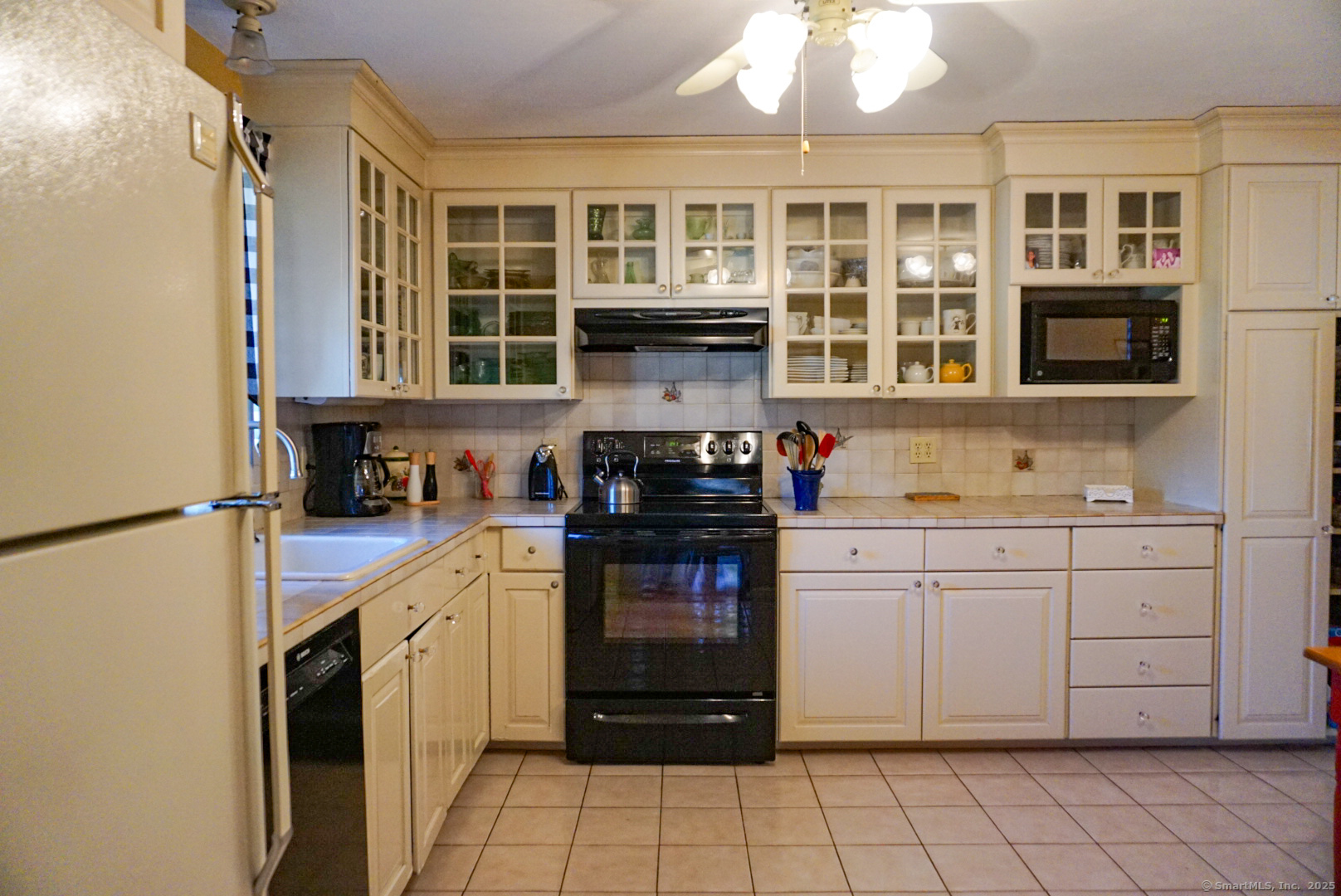 2 Oxford Drive, Middlefield, Connecticut image 21