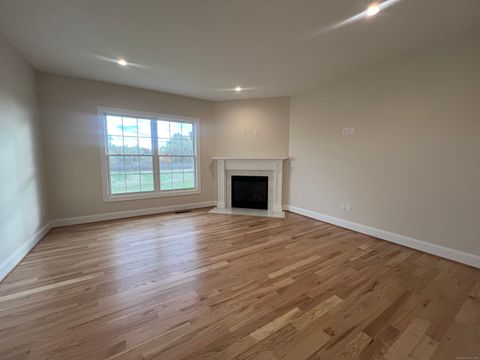 00 primrose Lane Cromwell CT 06416