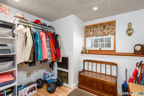 Tiny photo for 43 Roxbury Court, East Lyme, CT 06357 (MLS # 24145272)