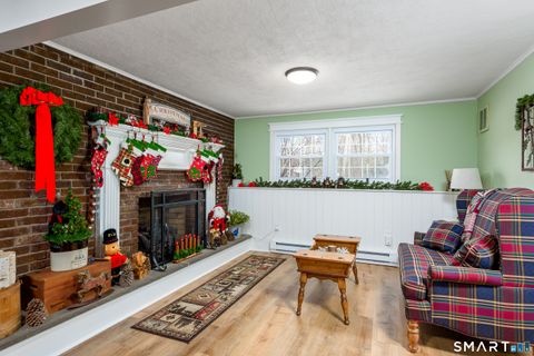 Tiny photo for 43 Roxbury Court, East Lyme, CT 06357 (MLS # 24145272)