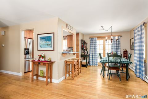 Tiny photo for 43 Roxbury Court, East Lyme, CT 06357 (MLS # 24145272)