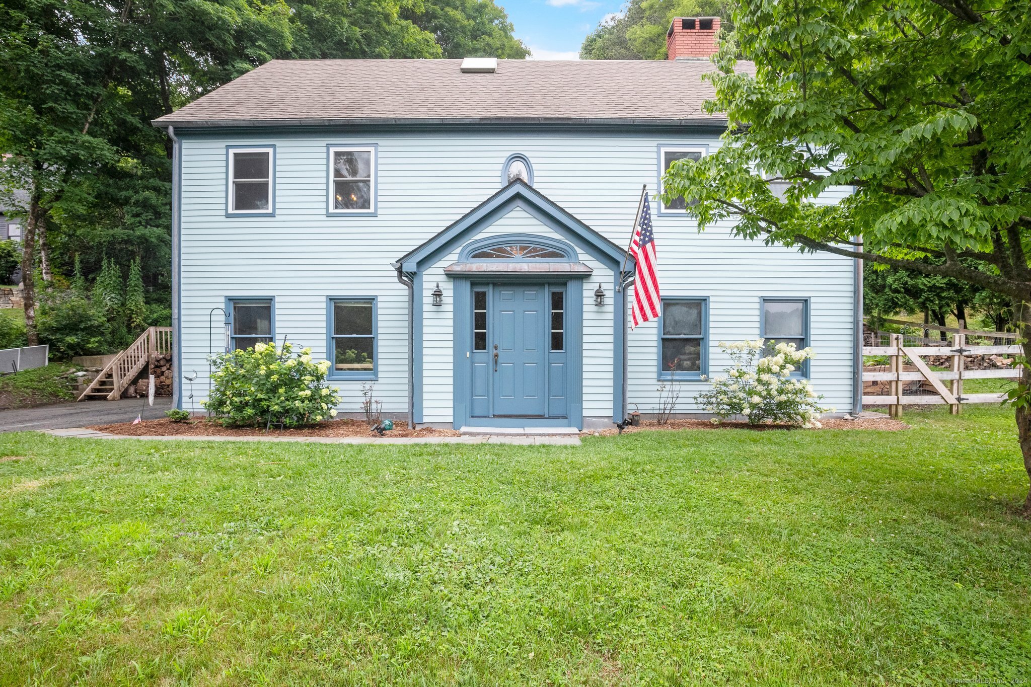 Property for Sale at 9 Scenic View Drive, Newtown, Connecticut - Bedrooms: 3 
Bathrooms: 2 
Rooms: 9  - $539,900