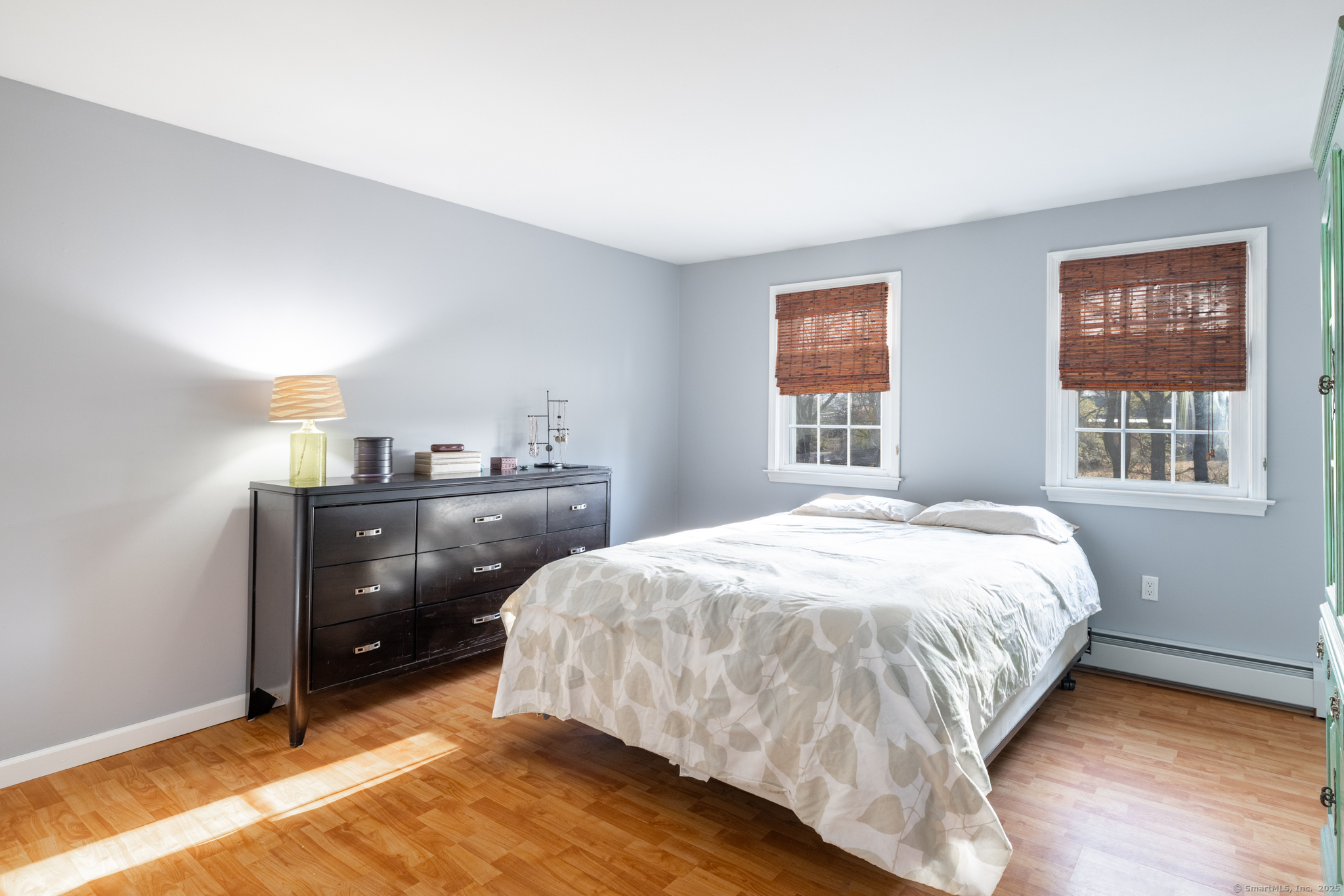 Harwinton, Connecticut 06791, United States, 3 Bedrooms Bedrooms, ,2 BathroomsBathrooms,Residential,Pending,86536