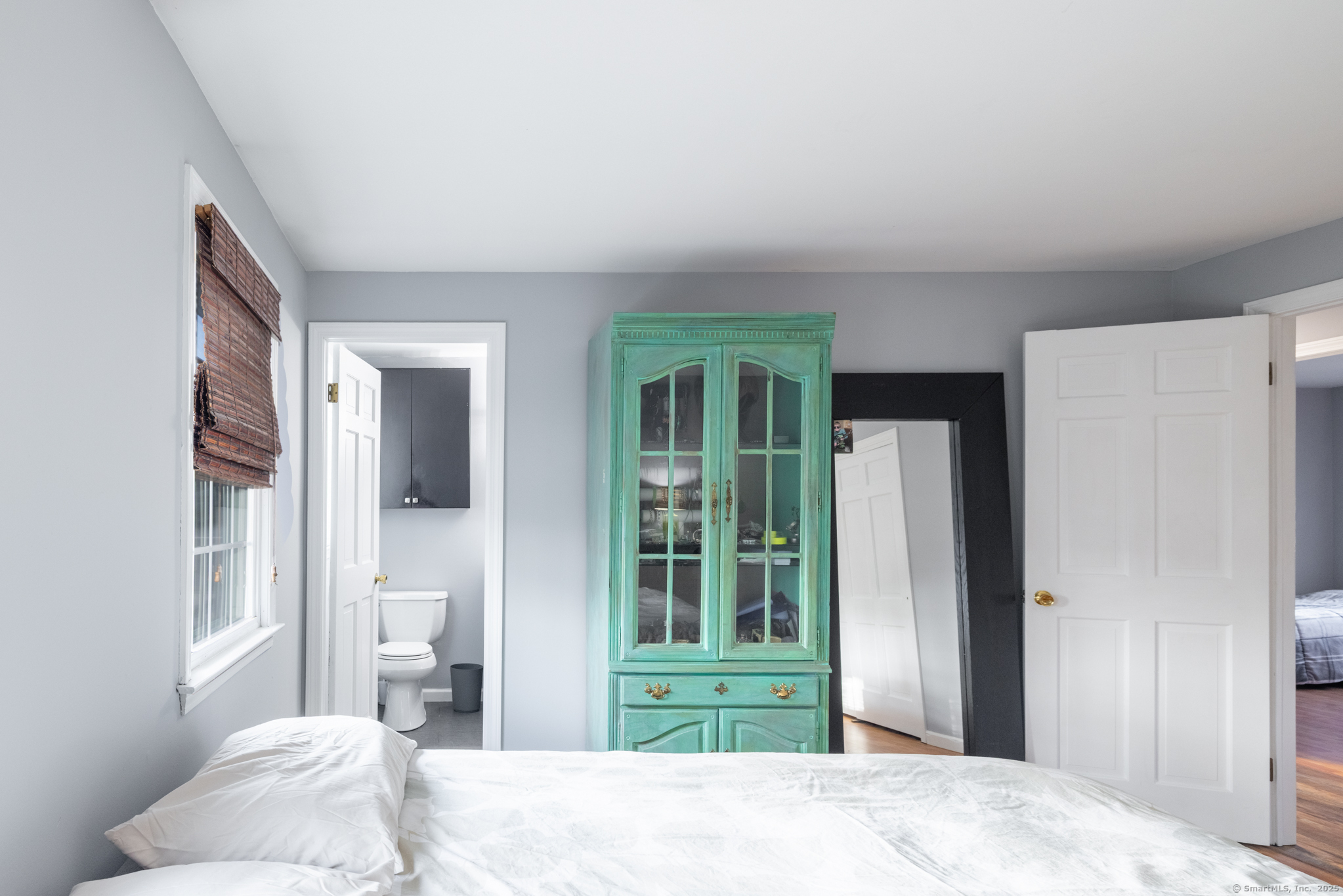 Harwinton, Connecticut 06791, United States, 3 Bedrooms Bedrooms, ,2 BathroomsBathrooms,Residential,Pending,86536