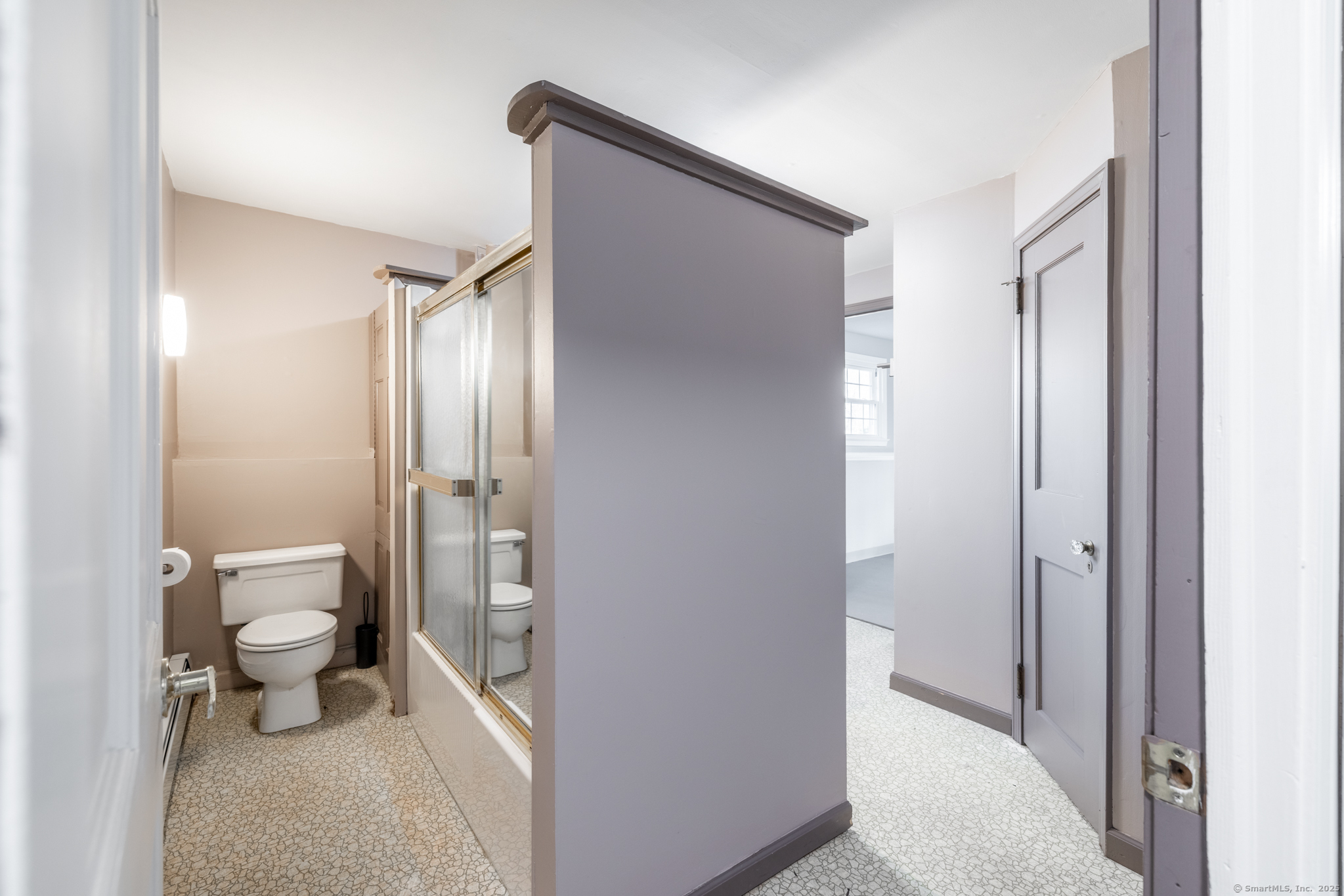 Harwinton, Connecticut 06791, United States, 3 Bedrooms Bedrooms, ,2 BathroomsBathrooms,Residential,Pending,86536