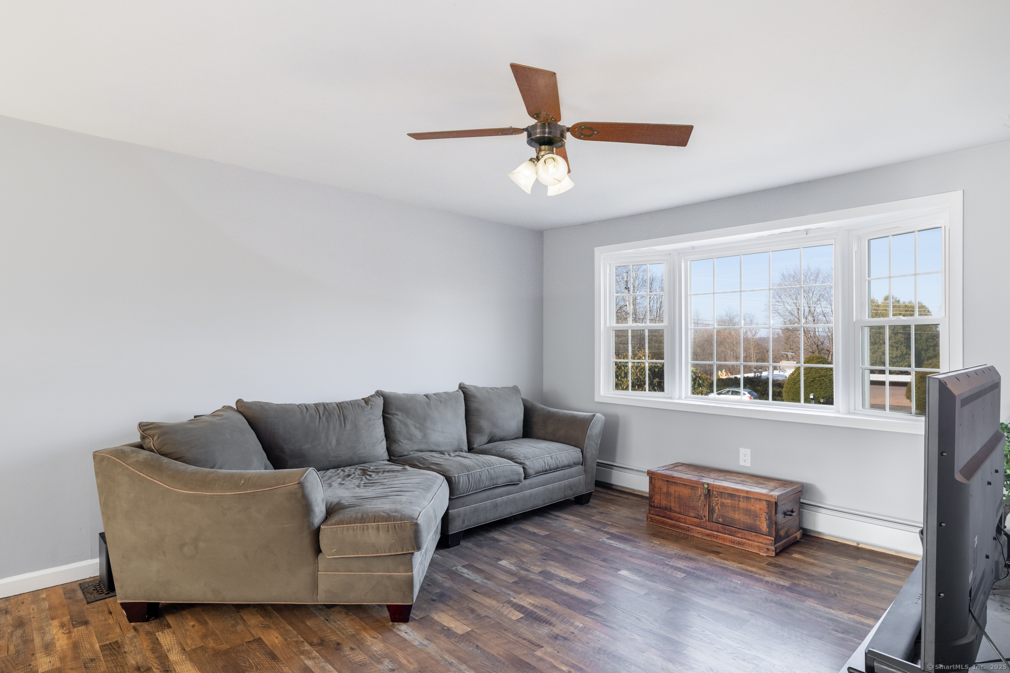 Harwinton, Connecticut 06791, United States, 3 Bedrooms Bedrooms, ,2 BathroomsBathrooms,Residential,Pending,86536