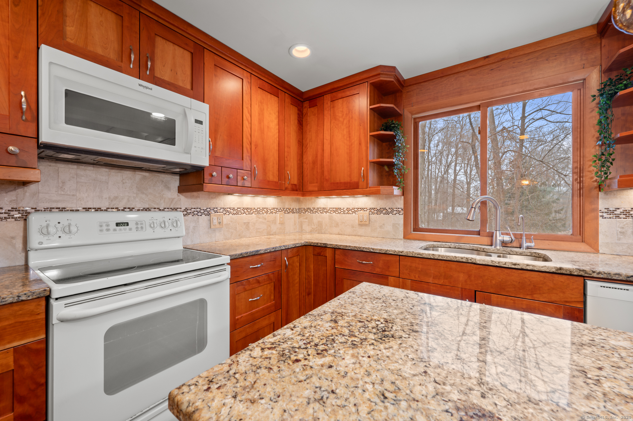 14 William Drive, East Hampton, Connecticut image 9