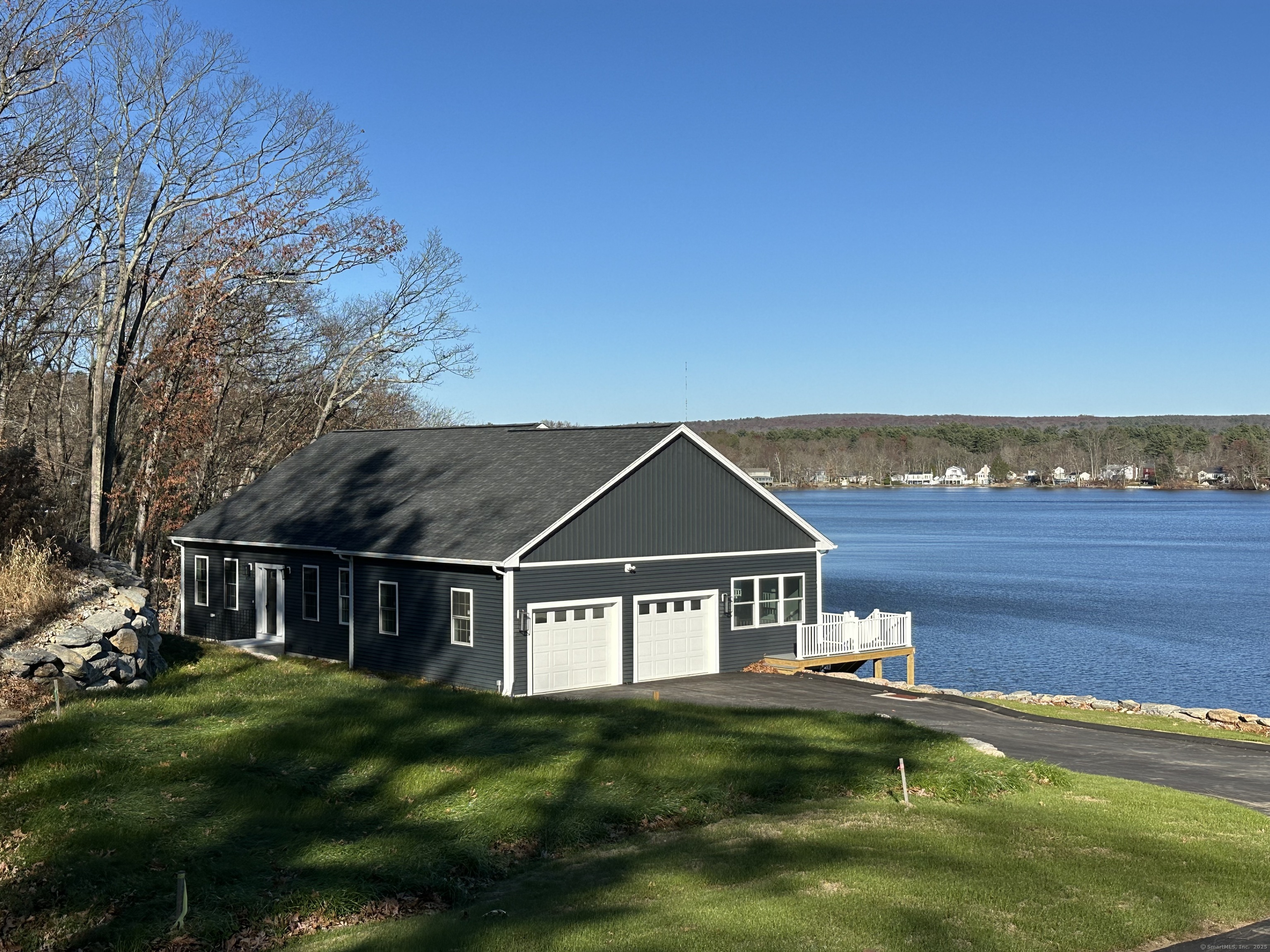 Property for Sale at 1227 Thompson Road, Thompson, Connecticut - Bedrooms: 3 
Bathrooms: 3 
Rooms: 6  - $899,900